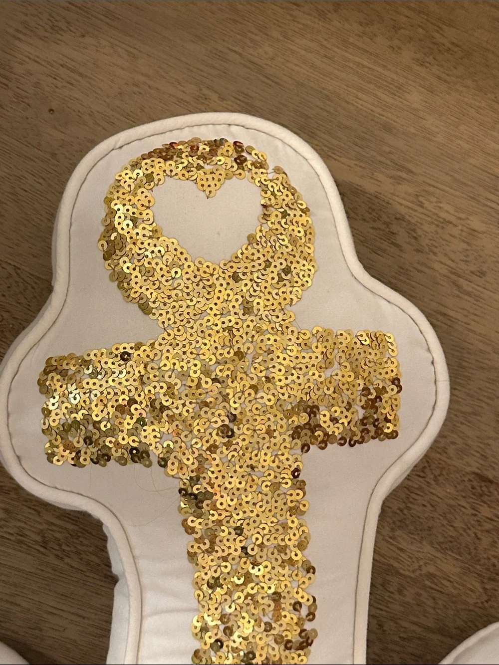 Pottery Bark Kids Emily & Merrit gold Sequin Anchor toss Pillow large EUC teen